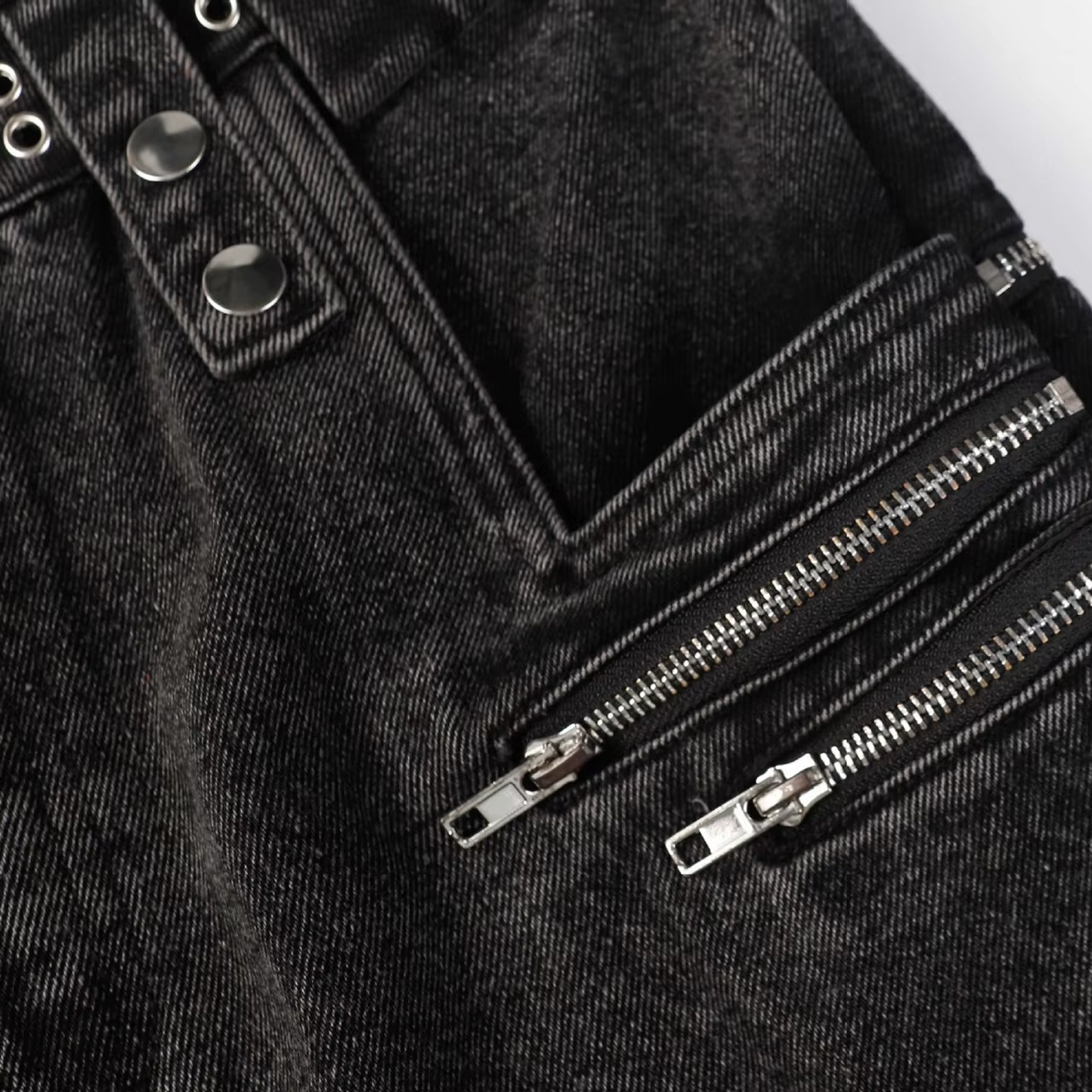 Cargo Loose Strapped Jeans