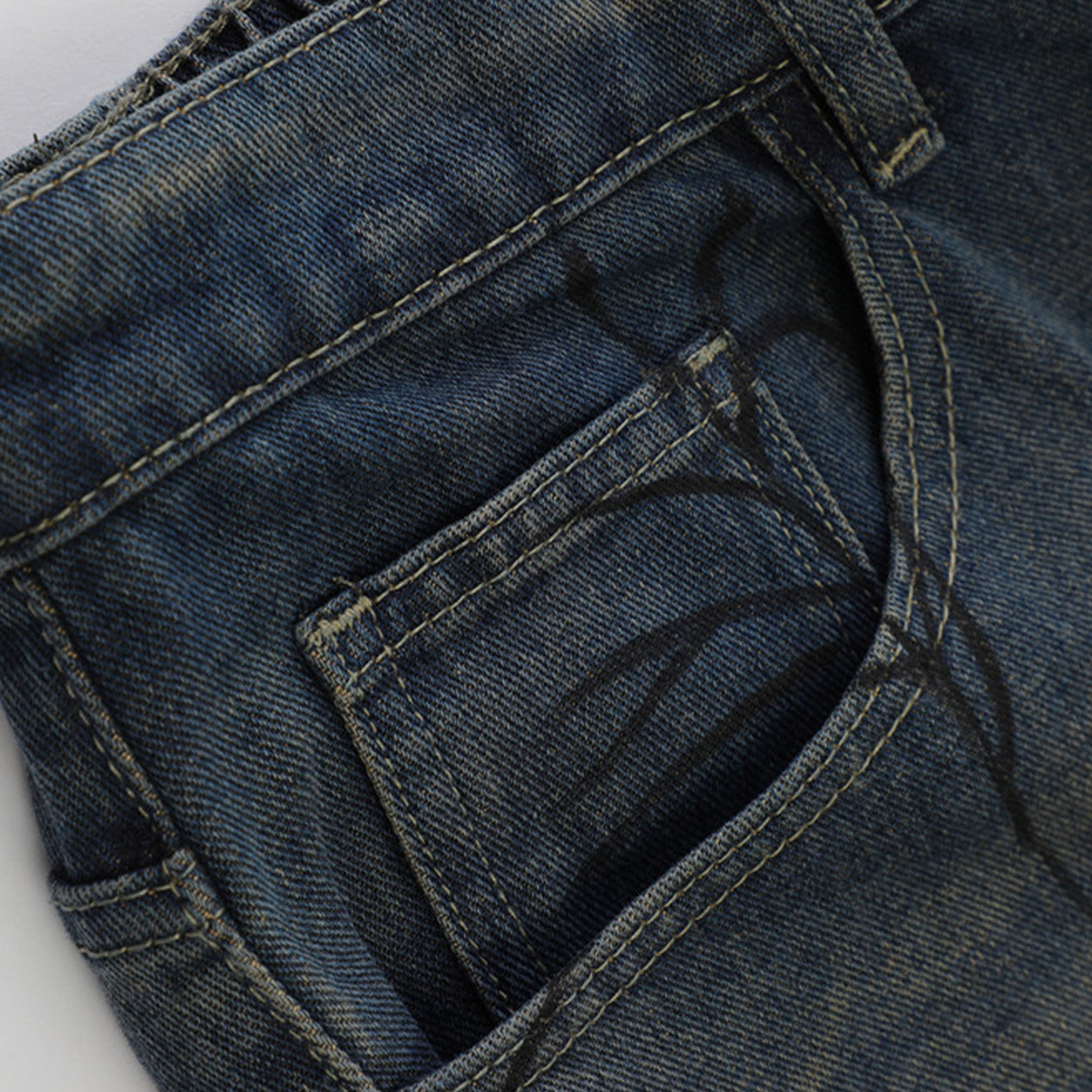 Hirei Spider Shorts